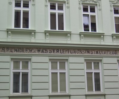 Spuren deutscher Vergangenheit: Hotel in der Oderfurter Straße